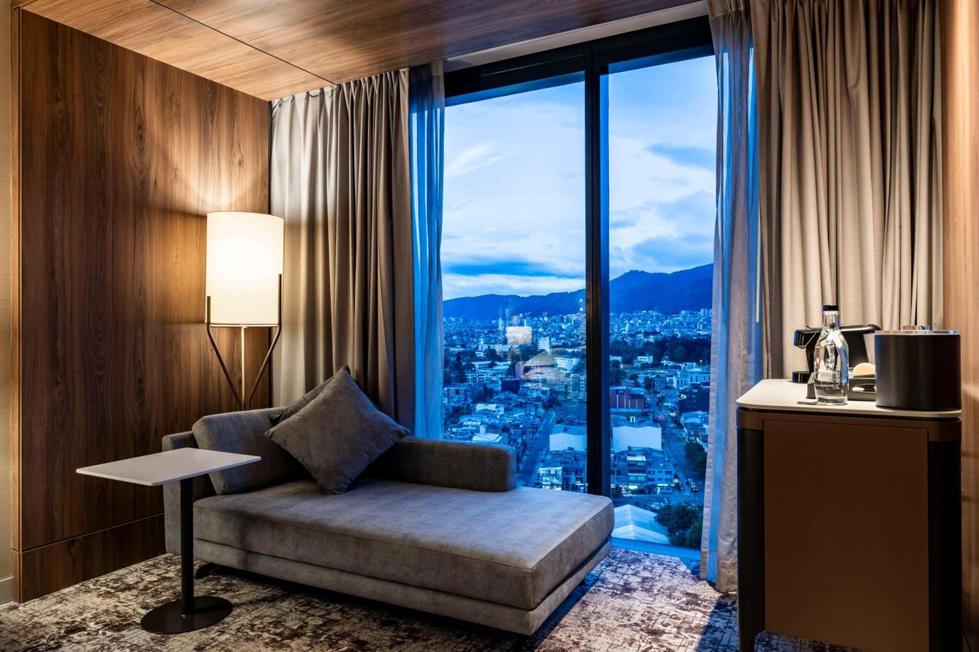 ฮิลตัน โบโกตา กอร์เฟเรียส คอนเวนชั่น เซ็นเตอร์ Hotel ภายนอก รูปภาพ